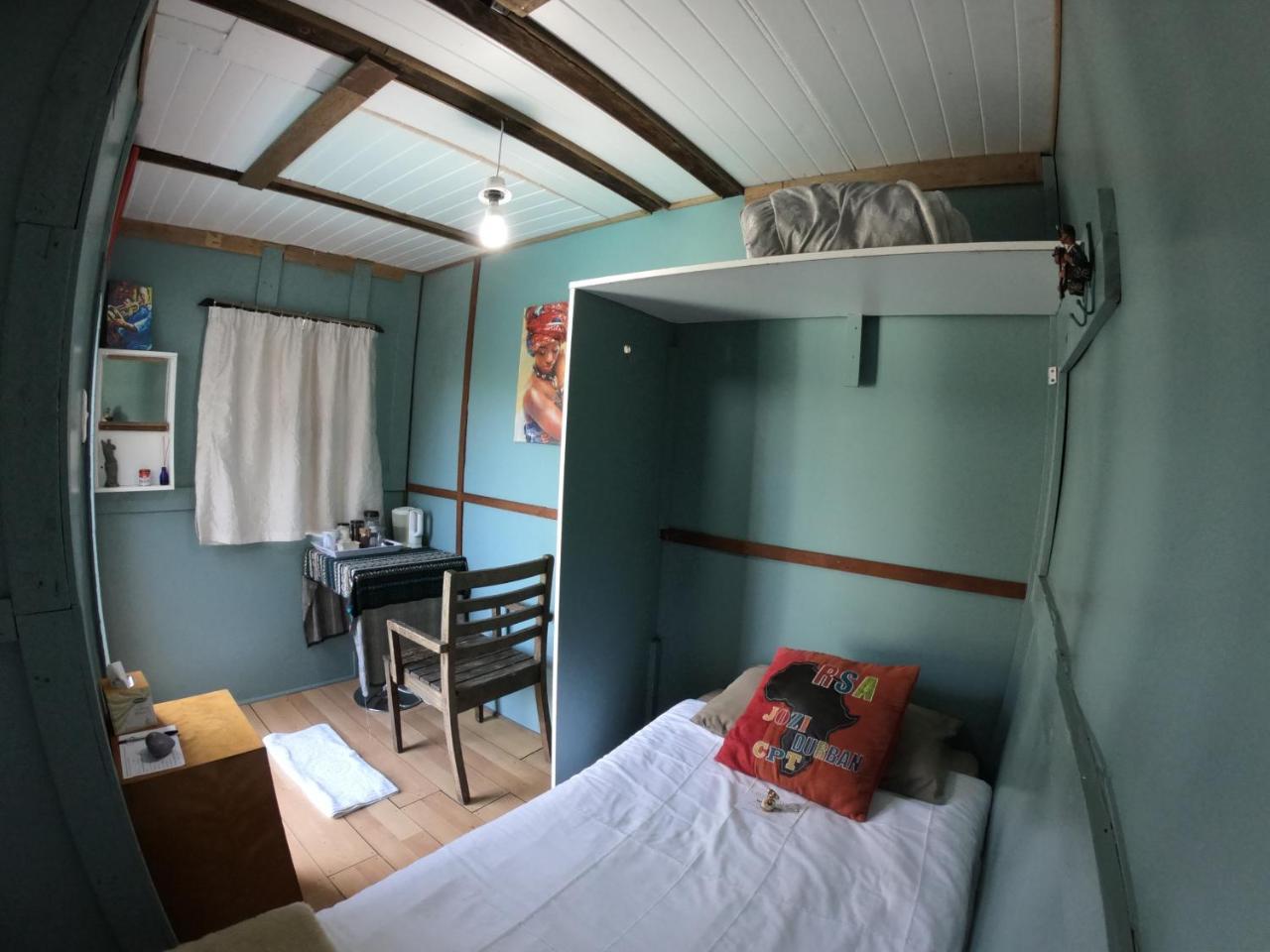 Bed and Breakfast Leo'S Den Fish Hoek Exterior foto